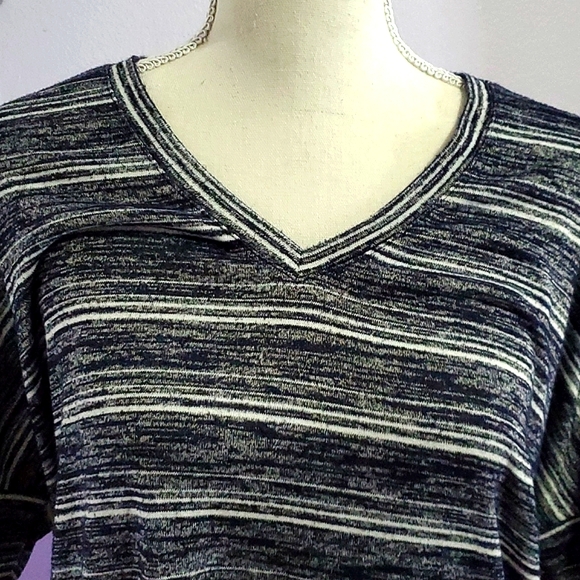 Calvin Klein Jeans Striped Oversized Navy Short Sleeve Tee Shirt - Picture 2 of 7